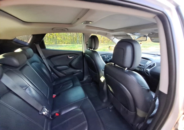 Hyundai ix35 cena 31400 przebieg: 363700, rok produkcji 2010 z Lubsko małe 379